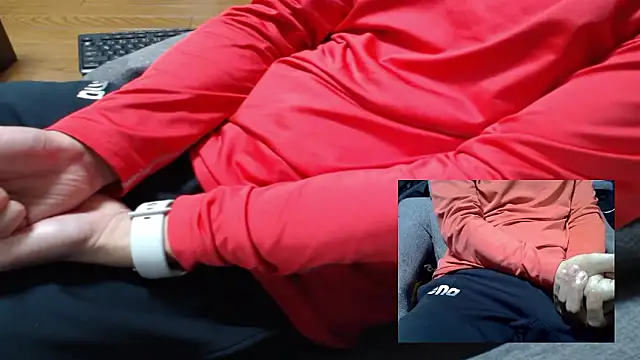 Yasu2000 online show from 04/08/26, 01:16