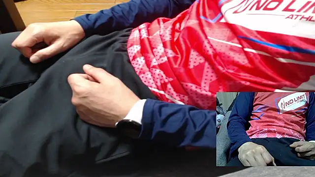 Yasu2000 online show from 04/21/26, 01:42