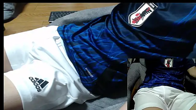 Snapshot of Yasu2000 chatting on 05/28/26, 01:03 Yasu2000 online show from 05/28/26, 01:03