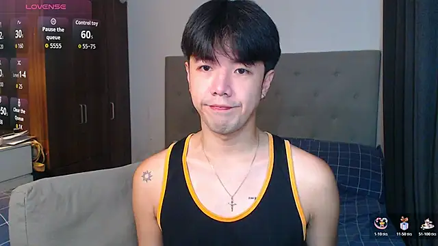 Snapshot of Addictiveboi chatting on 10/29/25, 03:09 Addictiveboi online show from 10/29/25, 03:09