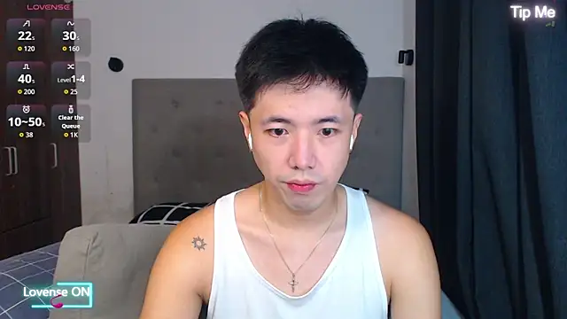 Snapshot of Addictiveboi chatting on 11/22/25, 03:16 Addictiveboi online show from 11/22/25, 03:16