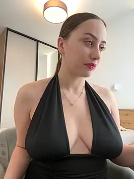 Maribelle Vinnie online show from 04/17/26, 11:13