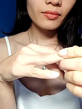 Hinna x online show from 10/25/25, 03:14