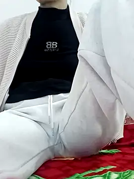 Hinna x online show from 02/15/26, 07:51