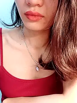 Snapshot of Hinna_x chatting on 04/20/26, 10:33 Hinna x online show from 04/20/26, 10:33