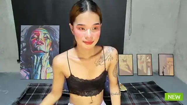 Colette Thompson online show from 11/29/25, 12:19