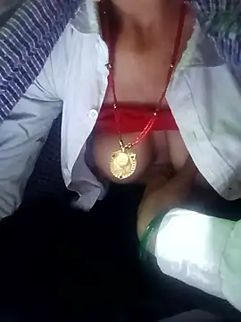 kajalbhabhi44 online show from 12/17/25, 12:55