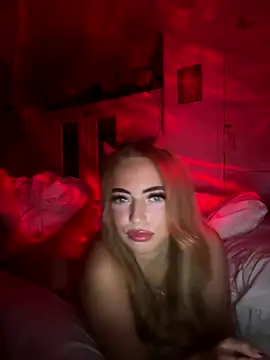 Snapshot of AroraAngel chatting on 10/22/25, 10:09 AroraAngel online show from 10/22/25, 10:09