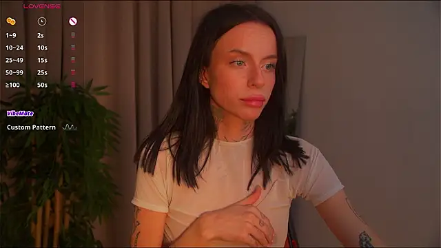 Snapshot of livia_starwars chatting on 02/23/26, 09:45 livia starwars online show from 02/23/26, 09:45