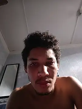 RuiMaddoox online show from 11/21/25, 01:43