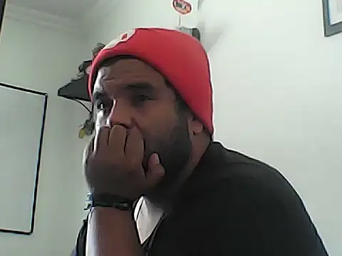 Snapshot of Rolo-Sumiso chatting on 10/28/25, 04:09 Rolo-Sumiso online show from 10/28/25, 04:09