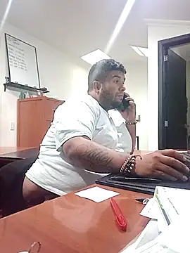 Snapshot of Rolo-Sumiso chatting on 11/13/25, 09:36 Rolo-Sumiso online show from 11/13/25, 09:36