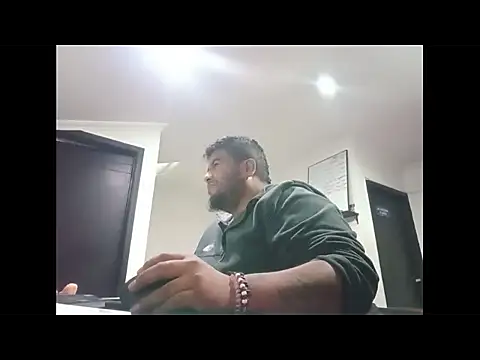 Snapshot of Rolo-Sumiso chatting on 11/20/25, 09:47 Rolo-Sumiso online show from 11/20/25, 09:47