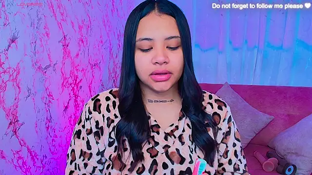 nicemiiaa7  online show from 09/13/25, 12:05