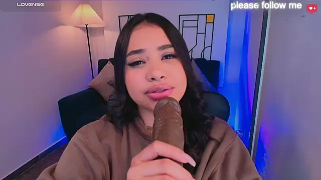 nicemiiaa7  online show from 03/11/26, 12:55