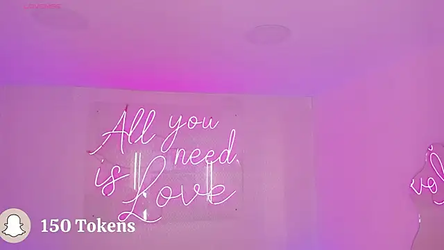 aleksandramiller  online show from 01/09/26, 12:41