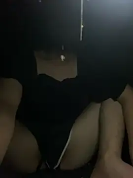 Snapshot of Mery_xo chatting on 07/16/26, 04:24 Mery xo online show from 07/16/26, 04:24