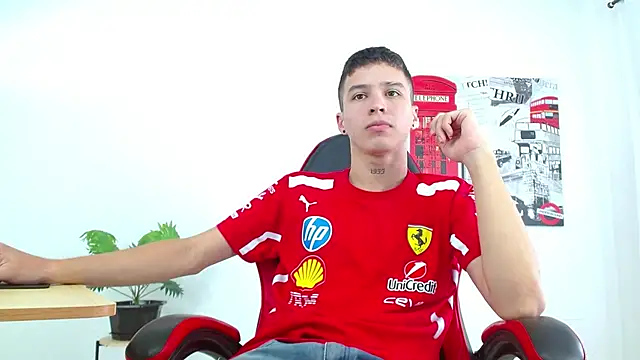 Cumandres18 online show from 10/02/25, 02:02