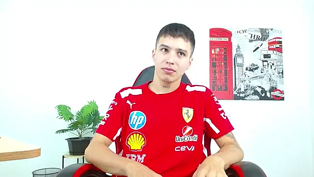 Cumandres18 online show from 10/10/25, 02:16