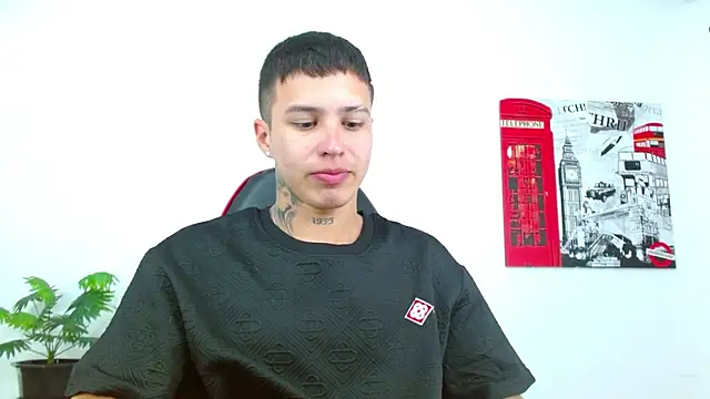 Cumandres18 online show from 03/31/26, 02:39