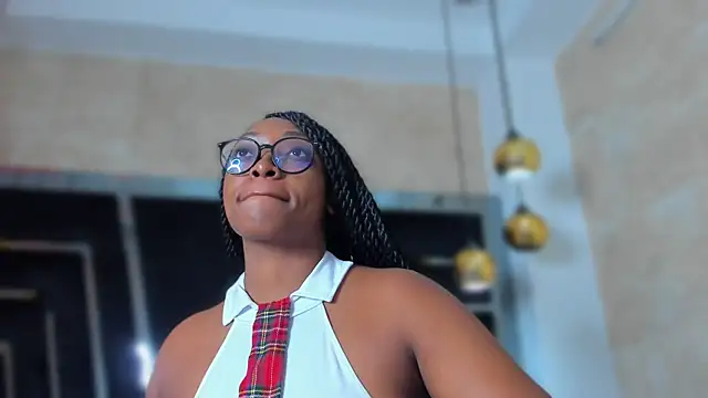 YallianaBrooks online show from 07/02/26, 12:00