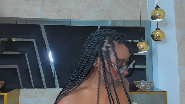 YallianaBrooks online show from 07/16/26, 12:00