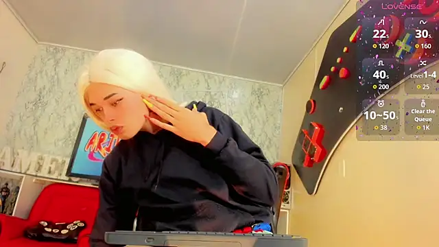 Madison Mujica online show from 10/23/25, 11:20