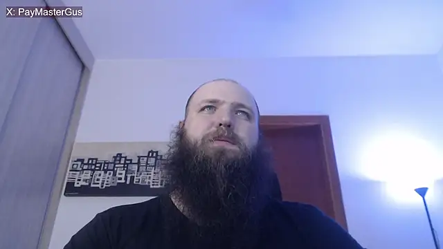 Snapshot of PayMasterGus chatting on 11/09/25, 12:20 PayMasterGus online show from 11/09/25, 12:20