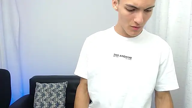 Matiius18 online show from 11/10/25, 02:05