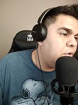 Snapshot of perversus12 chatting on 03/01/26, 08:33 perversus12 online show from 03/01/26, 08:33