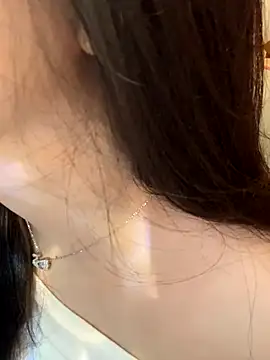 Snapshot of Nana_kute20 chatting on 11/15/25, 09:50 Nana kute20 online show from 11/15/25, 09:50