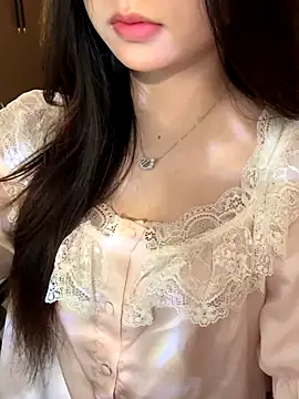 Snapshot of Nana_kute20 chatting on 11/16/25, 06:41 Nana kute20 online show from 11/16/25, 06:41