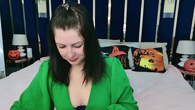 Nina Stane online show from 10/21/25, 05:30