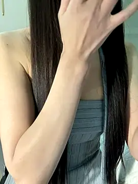 Dior baby online show from 11/22/25, 05:06