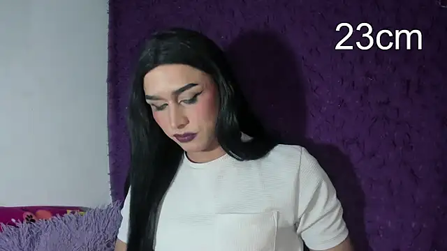 Snapshot of angelgoald1 chatting on 11/19/25, 10:37 angelgoald1 online show from 11/19/25, 10:37