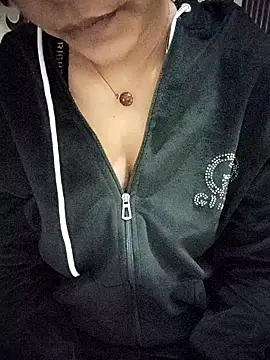 Snapshot of Nikita-Singh88 chatting on 11/27/25, 11:34 Nikita-Singh88 online show from 11/27/25, 11:34