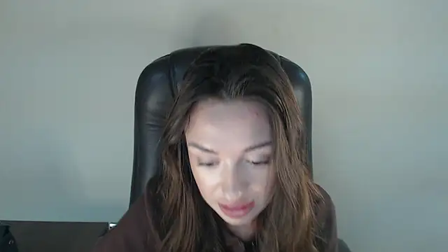 Snapshot of BonnieX_ chatting on 09/20/25, 06:36 BonnieX online show from 09/20/25, 06:36