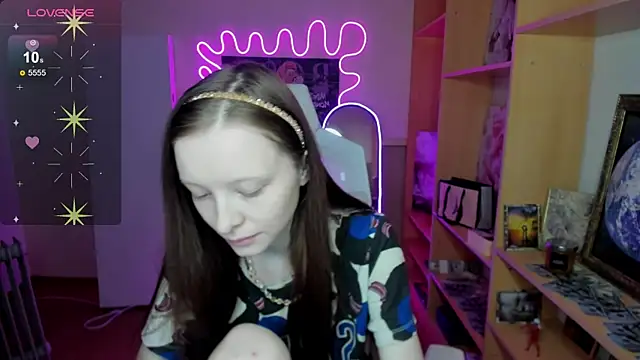 AliceHaris online show from 11/16/25, 03:12