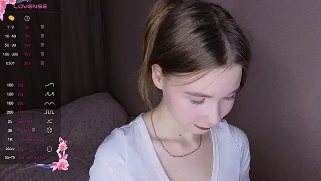 taddy shy online show from 11/25/25, 04:07