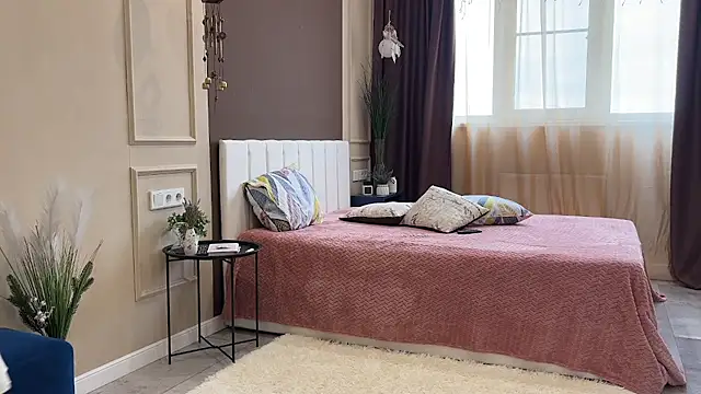 daniellia  online show from 02/27/26, 09:20