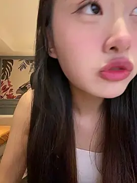 MengMeng0515 online show from 04/08/26, 01:55