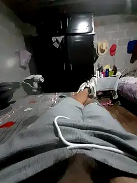 Snapshot of jann1900 chatting on 12/03/25, 12:18 jann1900 online show from 12/03/25, 12:18