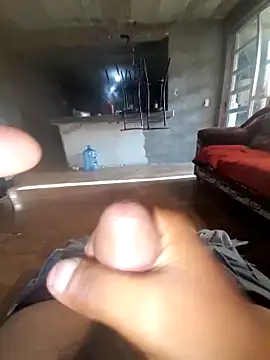 Snapshot of jann1900 chatting on 12/05/25, 02:14 jann1900 online show from 12/05/25, 02:14