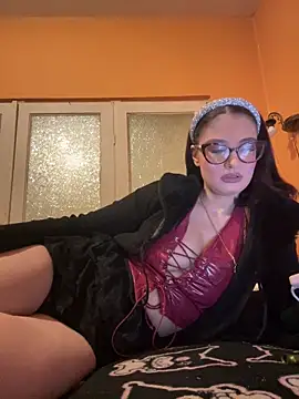 Larra69 online show from 02/01/26, 06:06