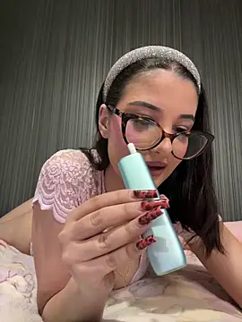 Larra69 online show from 03/10/26, 06:35