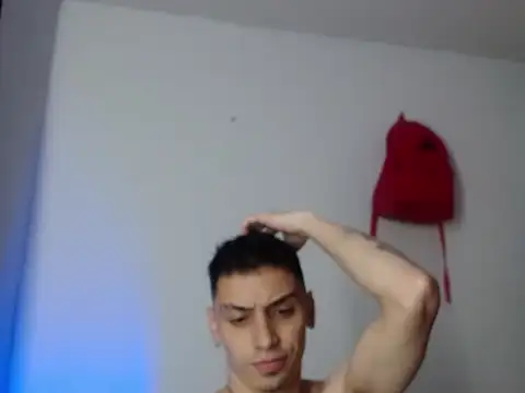 xalejo max online show from 11/07/25, 04:29