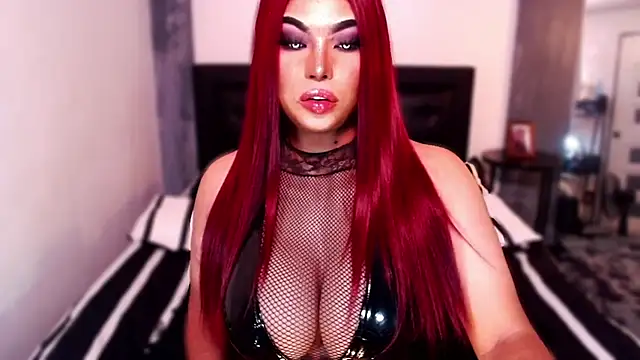 Snapshot of xTrixieMae chatting on 10/06/25, 05:54 xTrixieMae online show from 10/06/25, 05:54