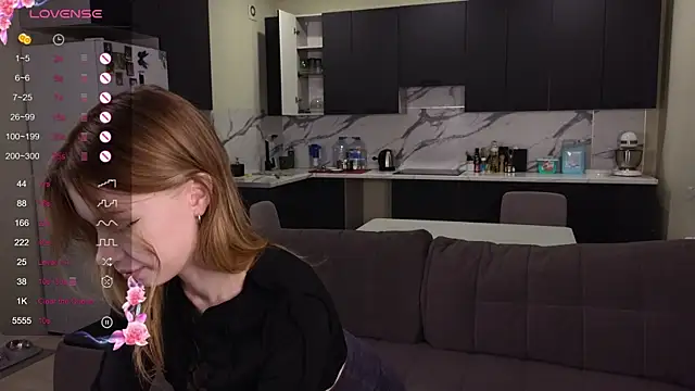 Sara kaya online show from 10/22/25, 06:07