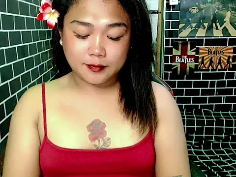 Snapshot of luluakovi_69 chatting on 11/20/25, 08:52 luluakovi 69 online show from 11/20/25, 08:52