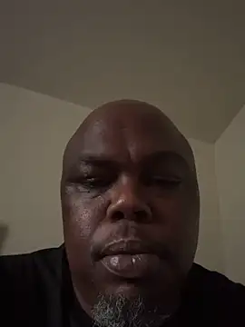 Snapshot of devon3421 chatting on 02/02/26, 11:14 devon3421 online show from 02/02/26, 11:14